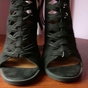 Blocked heel sandals